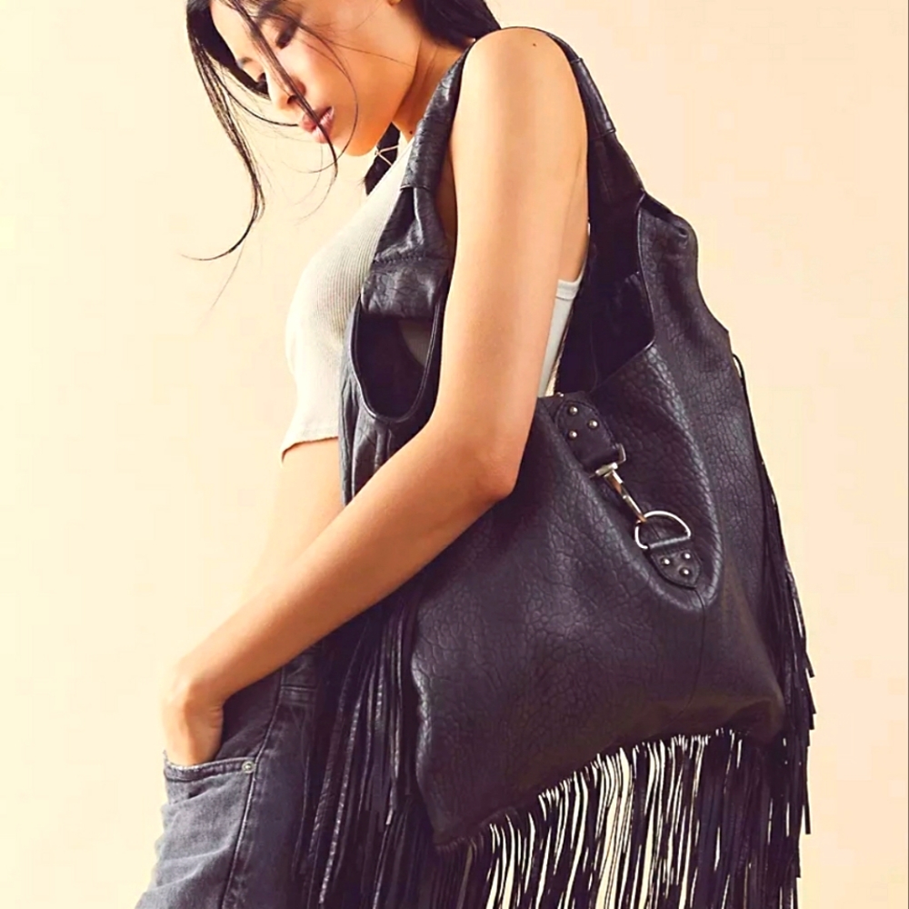 NWT  BEUTIFUL LIEBESKIND HOBO